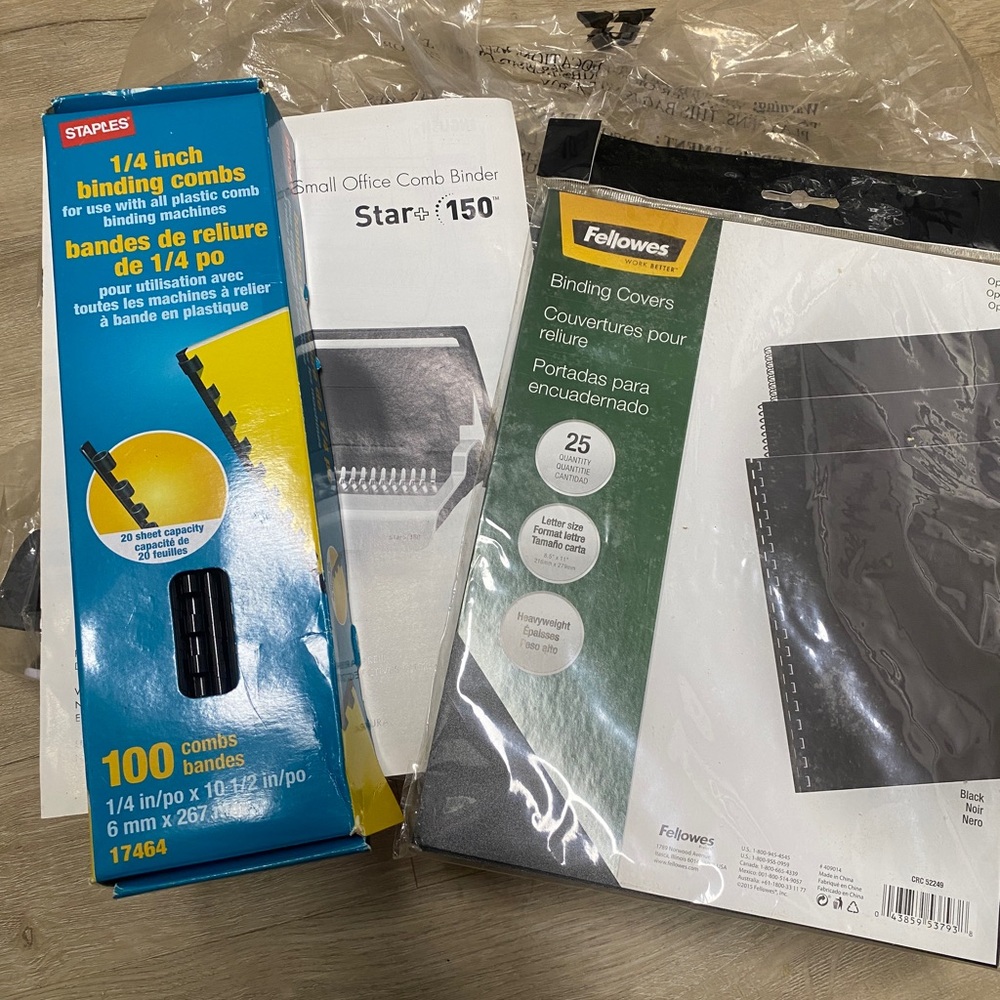 Brand new Fellowes Comb Binder with accessories